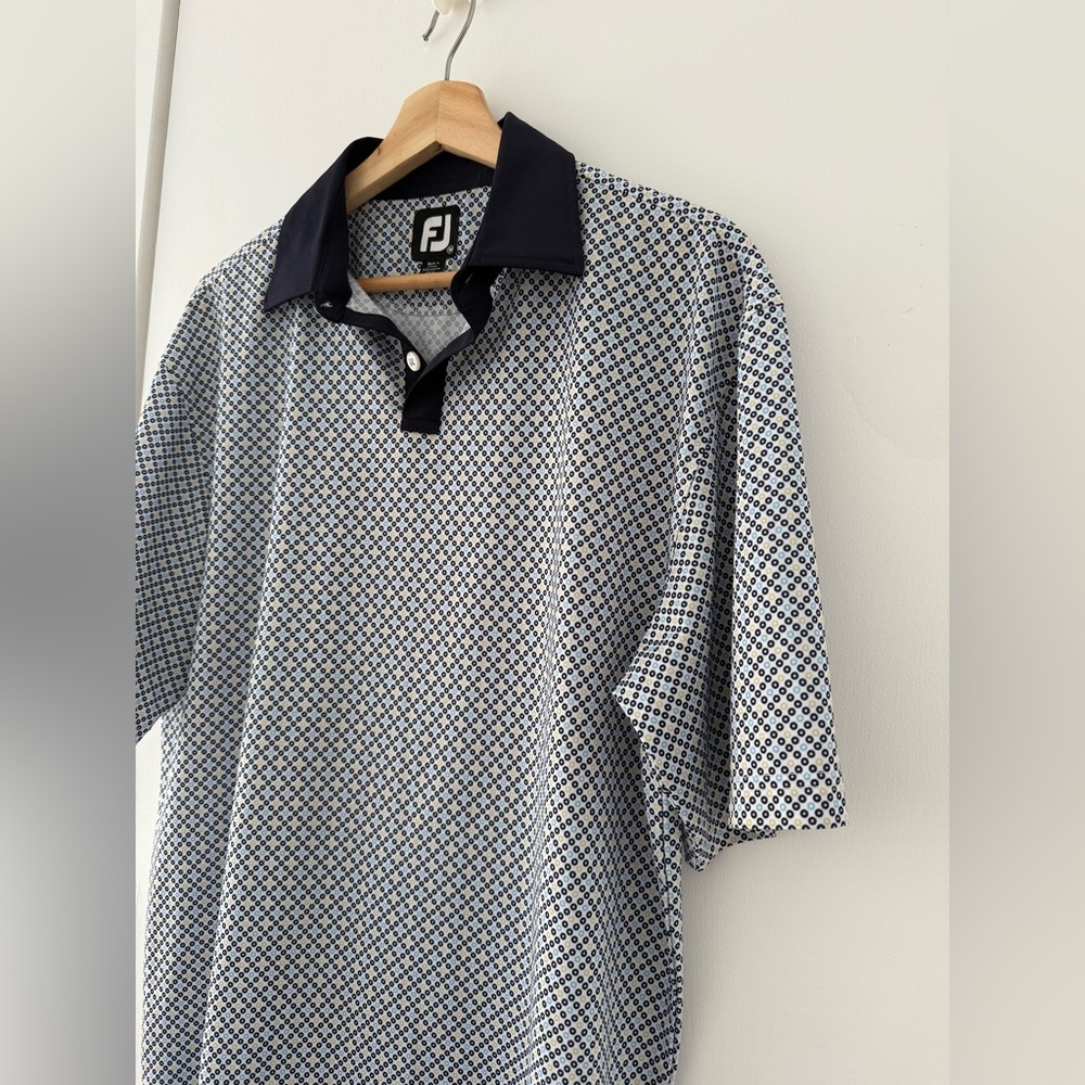 Men's FootJoy Golf Shirt - Medium